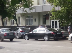 Cотни миллионов рублей доходов скромно умолчали депутаты в Ростовской области