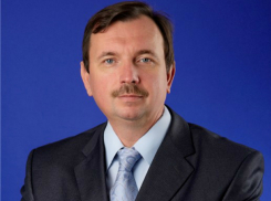 Скоропостижно покинул должность проректора ЮФУ экс-министр культуры Ростовской области