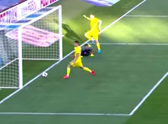 Гол форварда «Ростова» в ворота «Зенита» попал в Топ-10 самых нелепых мячей сезона