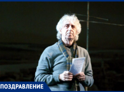 День рождения празднует сценарист и режиссер Александр Галин