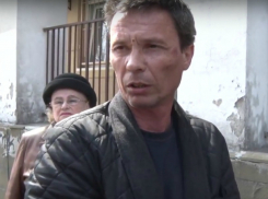 «Зажженную» попытку убийства любовника своей сожительницы показал на видео Шарапов из Ростова