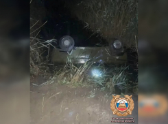 В Аксайском районе водитель УАЗа погиб после съезда в озеро