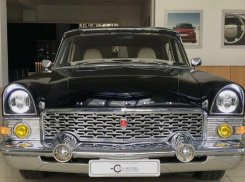 В Ростове выставили на продажу «Чайку» с мотором и салоном от Lexus за 75 млн рублей