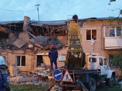 Появилось видео с места взрыва газа в поселке Чистоозерный Ростовской области 