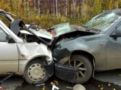 Лобовое ДТП с пострадавшим спровоцировал молодой автолюбитель на трассе под Ростовом  