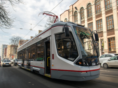 Новую систему безналичной оплаты протестируют в трамваях Ростова