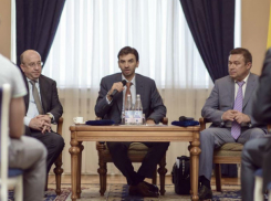 Развивал МФЦ и требовал от чиновников открытости: чем отметился арестованный экс-министр Абызов в Ростовской области