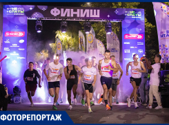 В Ростове тысяча бегунов приняла участие в ночном марафоне «Не спать!»