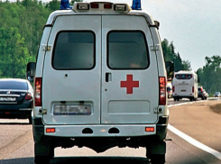 В страшной тройной аварии в Ростовской области погиб один и пострадали двое человек
