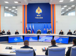 Космонавта Николая Чуба из Новочеркасска наградили медалью МЧС России 