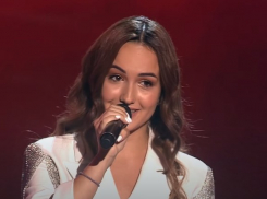 Певица из Ростова Александра Болдарева прошла в шоу «Голос»