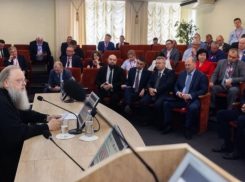 «Не кради»: после предложения экс-депутата Федяева Меркурий встретился с чиновниками и обсудил нравственные основы