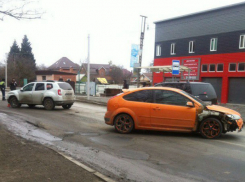 Участника ДТП из-за смерти водителя от инфаркта возмутили ростовчане: «все только фотографировали»