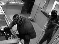 Двое жителей Краснодарского края «обчистили» ювелирный магазин в Азове  на 5 миллионов рублей