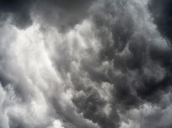 Синоптики обещают сильный шторм в Ростове