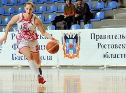 Баскетболистка из Ростова снялась в ролике о защите бездомных животных