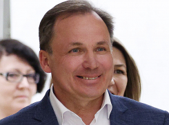 Освобожденный из тюрьмы США летчик Ярошенко вернулся в Ростов-на-Дону