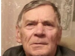 Голубоглазый беззубый мужчина в майке исчез в Ростовской области