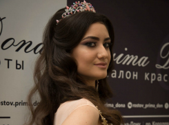 «Королева перевоплощения»: эпизод первый «Султанша»