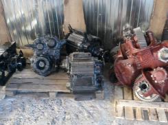  Мужчина украл автозапчасти на большую сумму из открытого гаража в Ростовской области