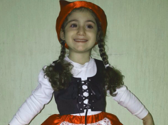 Задорная Красная шапочка Армина в конкурсе «Звездочки Нового года-2017»