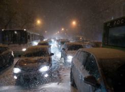 Рекордная пробка парализовала движение в Ростове-на-Дону