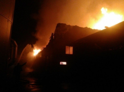 В Таганроге ночью сгорел гостевой дом «Вишневый Сад»