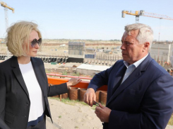 Донские власти активно пиарят кандидата в Госдуму Абрамченко, не имеющую никакого отношения к Ростовской области