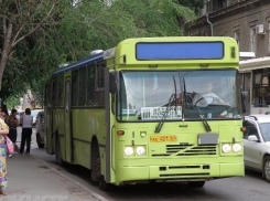 Застрявшие в ростовских пробках батайские автобусы передумали пускать по Ворошиловскому мосту 