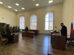 Двух военнослужащих в Ростовской области отправили на гауптвахту за пьянку во время наряда