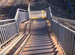 Обезопасить для пешеходов знаменитый мост-убийцу просят к зиме жители Ростова
