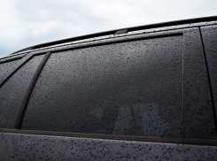 Что выбирают ростовчане: ездить тонированными или в «аквариуме»?