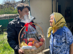 Региональный оператор поздравил тружеников тыла Мясниковского района с Днем Победы