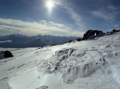 Альпинист из Ростовской области умер на склоне Эльбруса