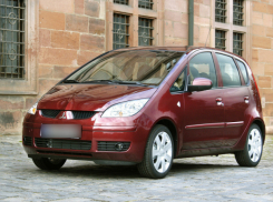 Соблазнившись сиянием дорогой иномарки, сотрудник автомойки угнал доверенный ему Mitsubishi в Ростове