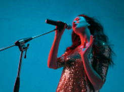 Суд рассмотрит возможность мирового соглашения по делу о штрафе за песни в ресторане