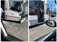 В Ростове на Сиверса столкнулась фура и трамвай