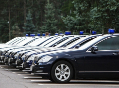Автомобиль в 290 лошадиных сил заказала Контрольно-счетная палата Ростовской области