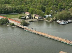 В Ростове из-за непогоды перекрыли въезд на Зеленый остров
