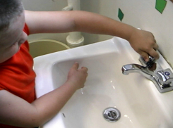 Жители десятка улиц Ростова останутся без воды на сутки в последнюю неделю марта