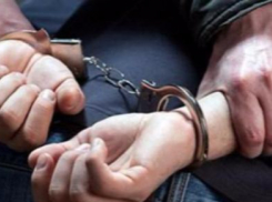 Иностранца, разыскиваемого в Узбекистане, задержали в ростовском аэропорту