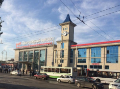 В Ростове перенесли остановку сразу трёх маршрутов от пригородного жд-вокзала