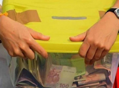 Ящик с пожертвованиями для детей украли из магазина двое жителей Ростовской области