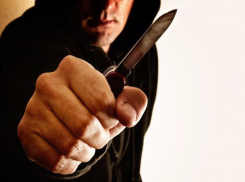 Вооруженный рецидивист совершил разбойное нападение на магазин в Батайске