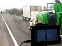 Уснувший за рулем водитель-дальнобойщик угодил в чудовищную аварию в Ростовской области