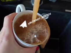 Ржавая вода потекла из кранов в домах Ростова после включения отопления 