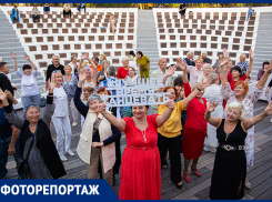 Пенсионеры зажигают: фоторепортаж с вечеринки в ростовском парке