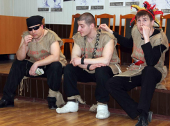 В Ростовской области заключенные поставили трагикомедию Шекспира «Король Лир»