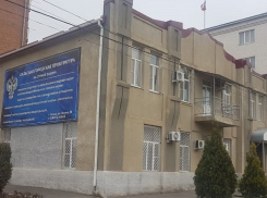 Ростовский облсуд пересмотрит «чрезмерно мягкий» приговор бывшему заместителю прокурора Сальска