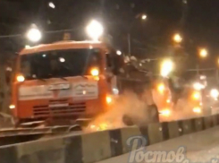 Экстренная расчистка улиц 140 снегоуборщиками в Ростове попала на видео